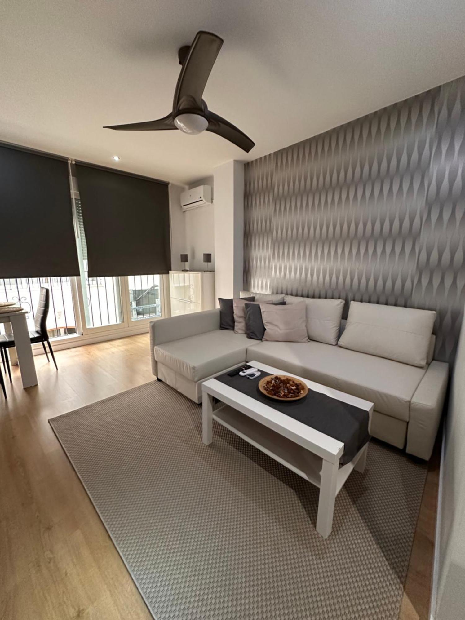 Carreteria Deluxe Apartment Malaga Exterior photo