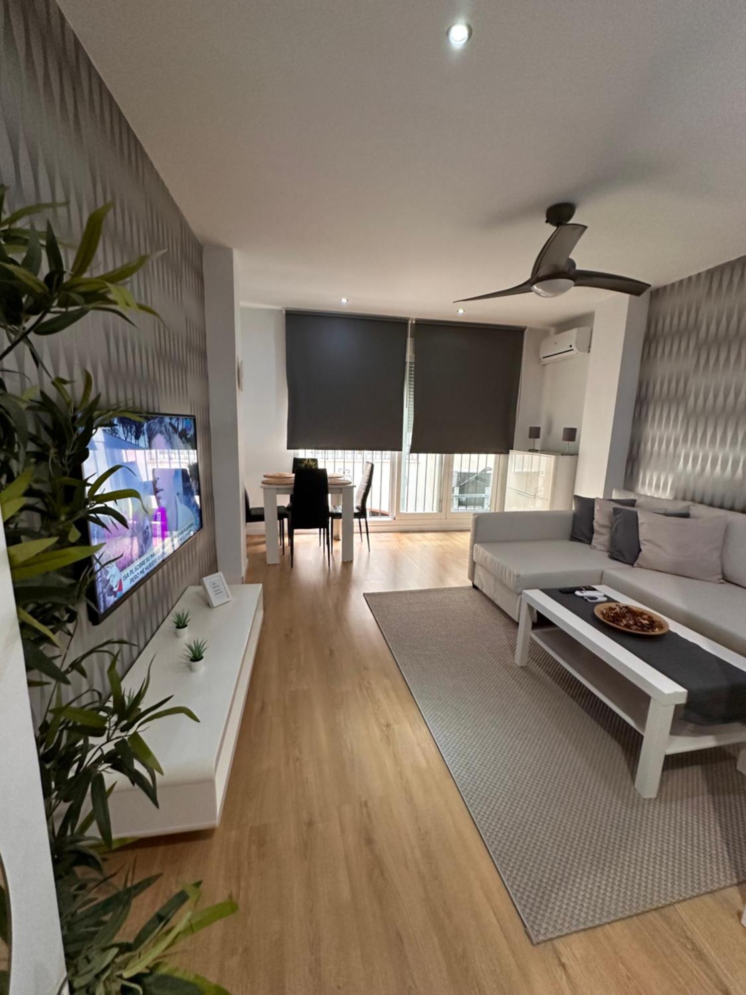 Carreteria Deluxe Apartment Malaga Exterior photo